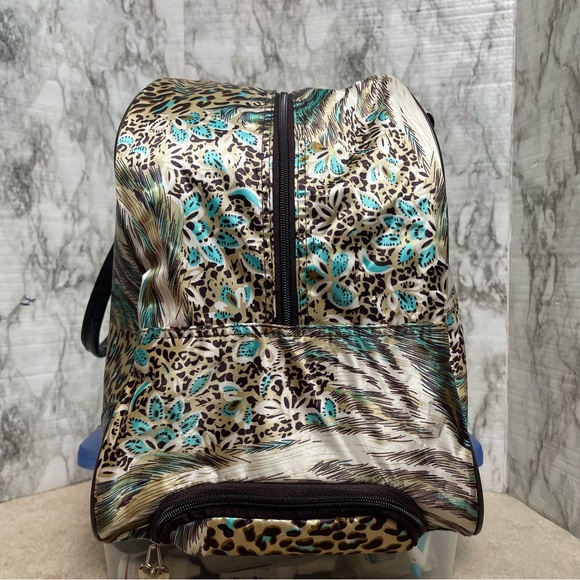 Kathy Van Zeeland Rolling Duffle Bag - Picture 6 of 16